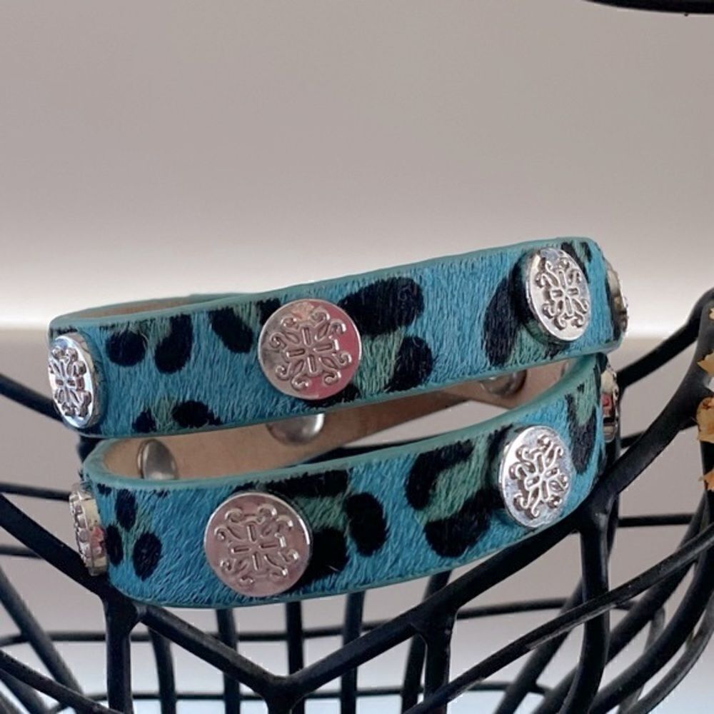 RUSTIC CUFF DOUBLE WRAP CALFSKIN BRACELET turquoise/black w/silver rivets ECU